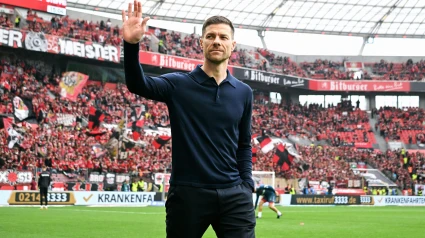 Bundesliga, BayArena Leverkusen; Bayer Leverkusen - FC Augsburgo; Entrenador Xabi Alonso
