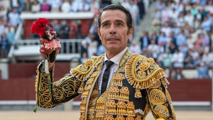 Uceda Leal, con la oreja cortada este domingo en Las Ventas
