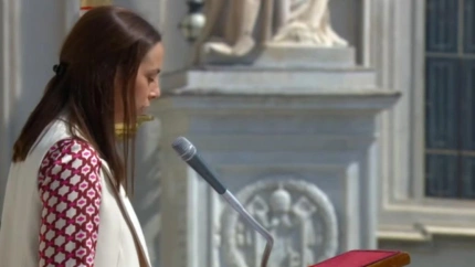 Mariola Borrell leyendo durante la Misa de Inicio de Pontificado del Papa León XIV