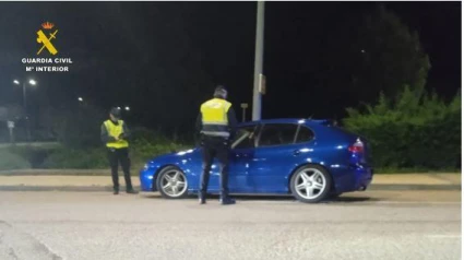 Concentración "ilegal" de coches en Arroyo de la Encomienda, Valladolid