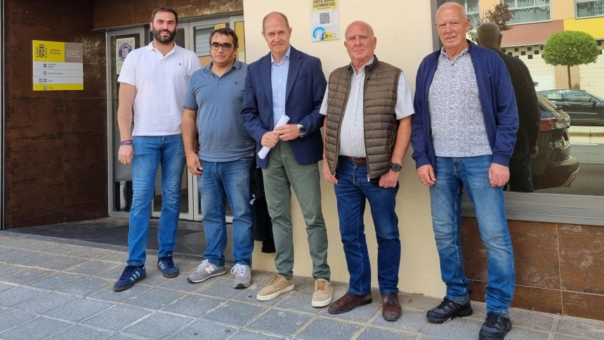 Alcaldes de municipios de la 'Zona 1' de la CNT tras la reunión con la subdelegada del Gobierno en Guadalajara