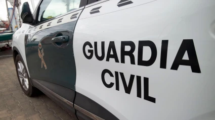 Coche de la Guardia Civil en un control
