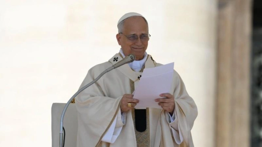 El Papa León XIV durante la homilía pronunciada en el Eucaristía por Jubileo de las Familias, de los Niños, de los Abuelos y de los Mayores