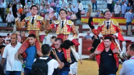 Ginés Marín, Roca Rey y Antonio Ferrera, a hombros en Cáceres