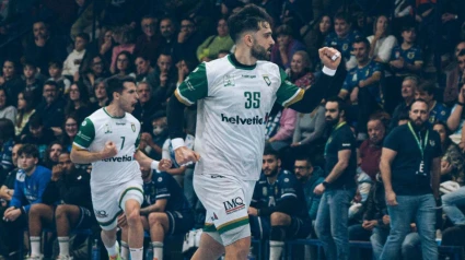 Pablo Castro en un partido con Anaitasuna ante Cangas