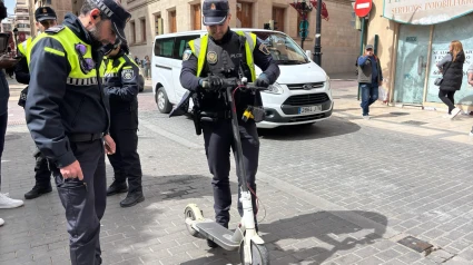 Ortolá (Vox) al habla: Patinetes, bomberos, pacto con el PP...