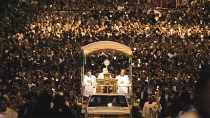 Procesión del Corpus Christi junto al Papa Benedicto XVI