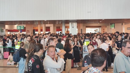 Imágenes del caos vivido este jueves en la estación de Chamartín