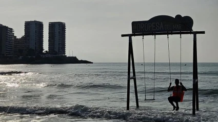 Columpio acuático de Oropesa