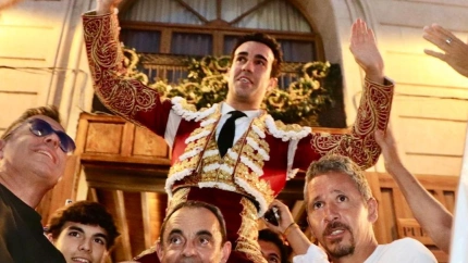 Tomás Rufo, en su salida a hombros este martes en Alicante