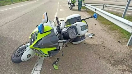 Agustín Asensio, motorista de la Guardia Civil de Valladolid, cuenta en Herrera en COPE cómo fue el accidente que sufrió en 2020 por el mal estado de la A 6