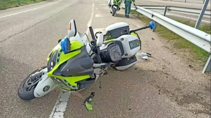 Agustín Asensio, motorista de la Guardia Civil de Valladolid, cuenta en Herrera en COPE cómo fue el accidente que sufrió en 2020 por el mal estado de la A 6
