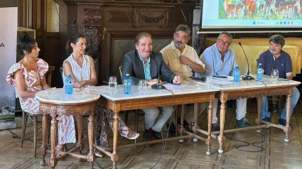 Los ganaderos de la RUCTL, durante el acto celebrado en Pamplona