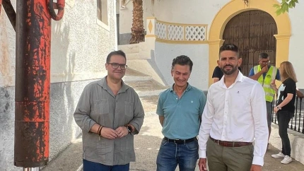 Más obras de mejora en saneamiento y abastecimiento en la calle Subida de la Iglesia de Lújar