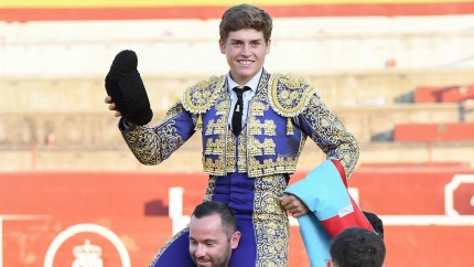 Álvaro Serrano, a hombros este sábado en Alalpardo (Madrid)