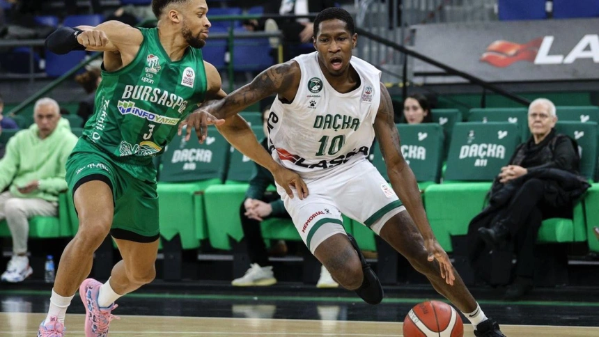 Moore, durante un partido con el Darussafaka.  Texto: Jaime March