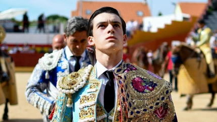 Sergio Rollón durante el paseíllo este sábado en Valdetorres de Jarama