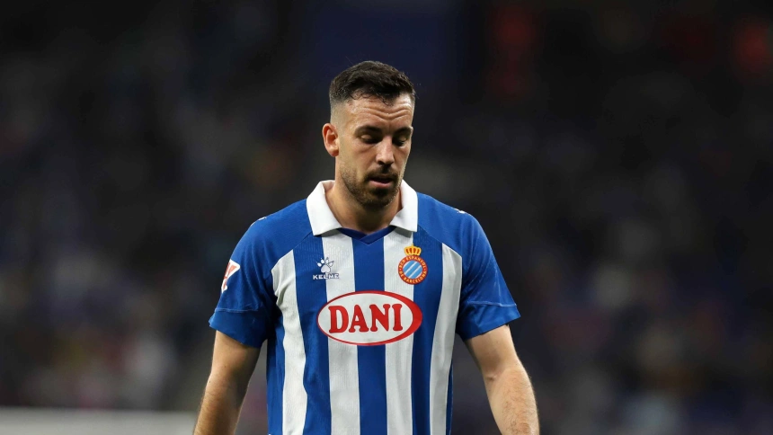 Edu Expósito estrena capitanía en el Espanyol