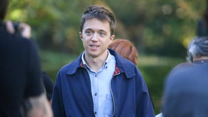 Íñigo Errejón sonriente