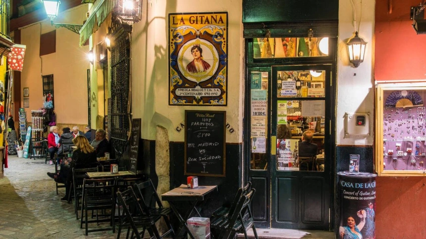 Bar en el barrio de Santa Cruz (Sevilla)