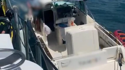 La Guardia Civil rescata a los tripulantes de un yate que se hundía en Benicarló