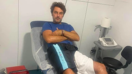 Andy Cartagena sometiéndose a una sesión de rehabiligación