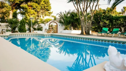 Piscina privada en Moraira (Alicante)