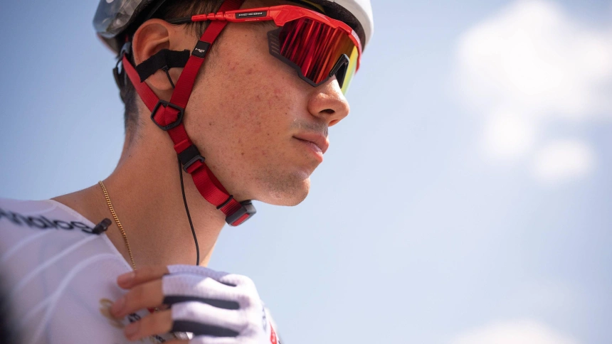 Juan Ayuso, durante la primera etapa de la Vuelta a España en el Piamonte.