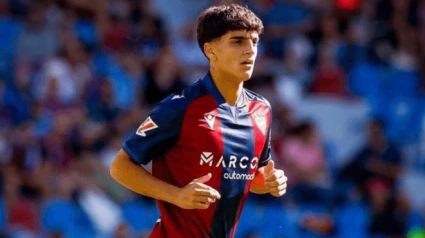 Víctor, en su debut en el Ciutat de València