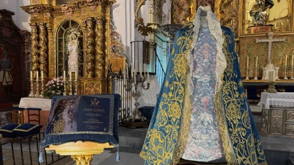 Imagen del nuevo manto de camarín de la Santísima Virgen de los Dolores, un proyecto impulsado por la Asociación de la Virgen y que fue presentado la pasada Semana Santa.