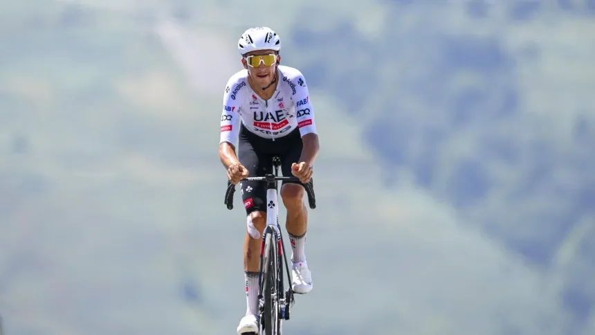 Marc Soler, durante una etapa del Tour de Francia
