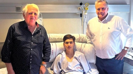 Bruno Aloi, junto a sus apoderados Roberto Piles y Justo Jiménez