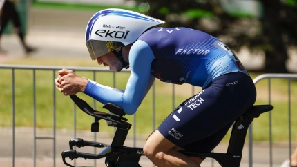 El ciclista israelí Nadav Raisberg, del equipo Israel-Premier Tech, durante la crono de la Vuelta en Valladolid