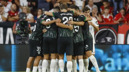 El Elche celebra el gol de André Silva en el Sánchez Pizjuán