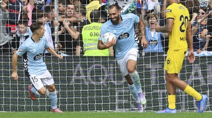 Borja Iglesias celebra el gol del Celta frente al Girona