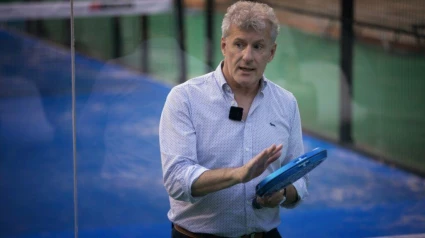 Félix Regalía durante la presentación.