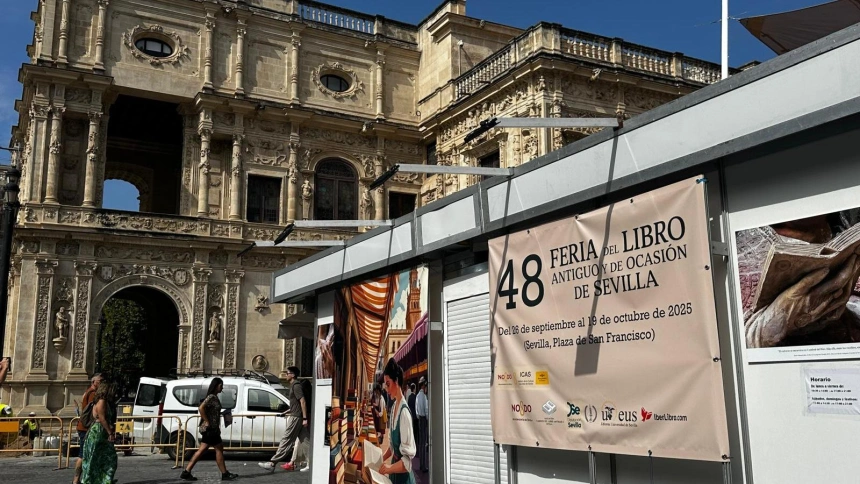 Feria del libro antiguo y de ocasión de Sevilla