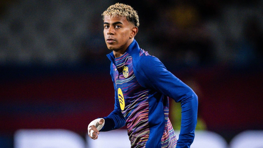 Lamine Yamal, antes de un partido del Barcelona