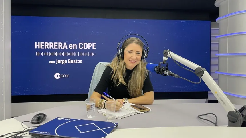 Victoria Ortiz, profesora de Almería, en 'Herrera en COPE'