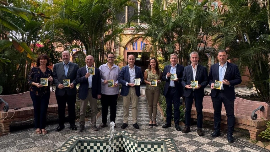 Mancomunidad recibe en Almuñécar a los participantes en el Congreso Internacional de Turismo Náutico y de Cruceros de Andalucía