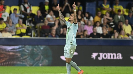 Antony celebra su segundo gol en el Villarreal-Betis