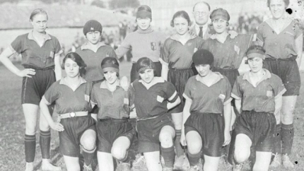 Mujeres pioneras en el fútbol femenino