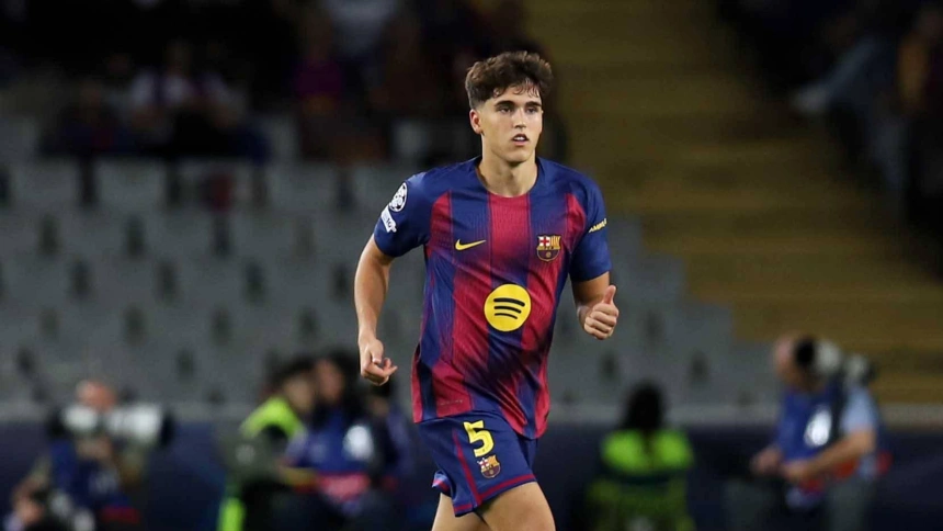 Cubarsí durante un partido del Barcelona en la Champions