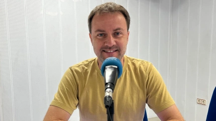 Arturo lezcano, xornalista e escritor de O país