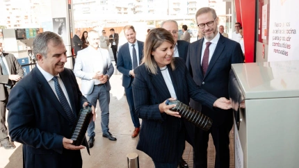 Inauguración punto recogida de aceite en Repsol