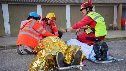 Un simulacro de accidente con múltiples víctimas moviliza a más de 80 personas y entrena a los futuros médicos en la Universidad de Burgos
