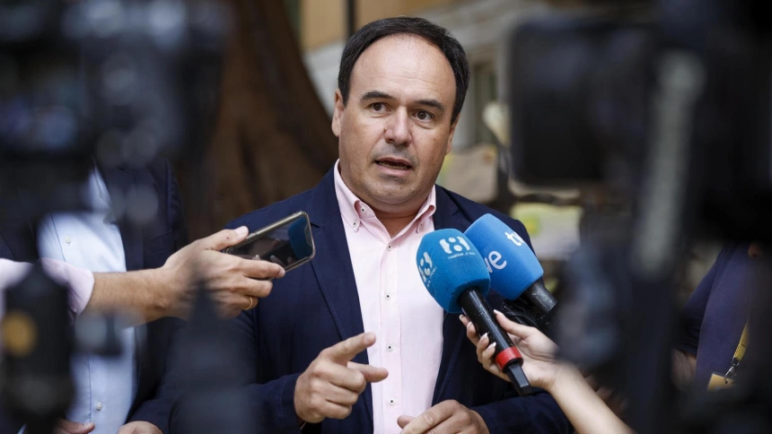 El síndic del PP en Les Corts y secretario general del PPCV, Juanfran Pérez Llorca