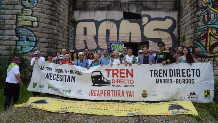 La plataforma por el tren directo vuelve a las calles para exigir la reapertura de la línea Madrid-Burgos