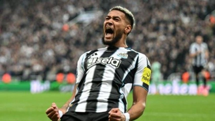 Gol de Joelinton (Newcastle, 2 - Athletic, 0)