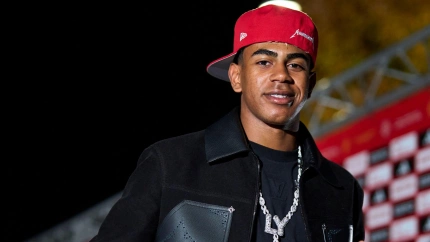 Lamine Yamal, a su llegada a la concentración española